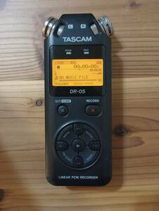 TASCAM PCM レコーダー DR-05【動作確認済】