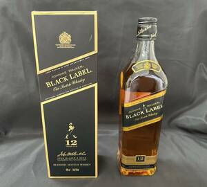 ★JOHNNIE WALKER BLACK LABEL ジョニーウォーカー ブラックラベル スコッチウイスキー 700ml 40% 重量 約1064.61g 未開栓 現状品 T208-43