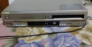 DX ブロードテック DV-140V 2007年式 DVD＋ビデオデッキ リモコン、配線付き。ビデオ再生確認 DVDは未確認