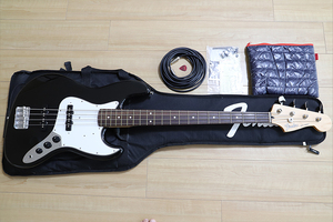 FENDER JAZZ BASS MADE IN JAPAN（フェンダー ジャズベース日本製）ワンオーナー