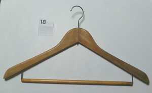 ♪ワンコイン★木製ハンガー（18）★懐かしい★昭和レトロ★Japanese Retro Wood Coat Hanger★ヴィンテージ★掘り出し物★洋服 スーツ