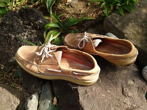  スペリートップサイダー SPERRY TOPSIDER デッキシューズ 25.5cm or 26cm 位 表記 8M 