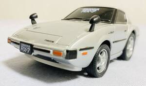 MAZDA SAVANNA RX-7 マツダ　サバンナRX-7 シルバー　プルバック　ミニカー　@car. ほぼ未使用