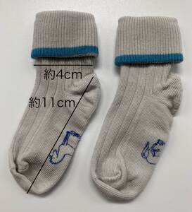 【未使用新品】HERMESエルメス baby socks ベビーソックス《Cabriole カブリオル》赤ちゃん用靴下1足 グレー系 ラインと底面の馬柄ブルー系