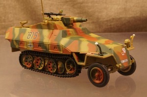 ★ドイツ 装甲兵員輸送車 Sd.Kfz. 251/9 1/72　133014