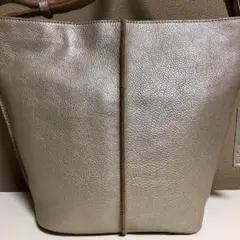 美品　本革　Atlanta 牛革　ショルダーバッグ　レザー　BAG M