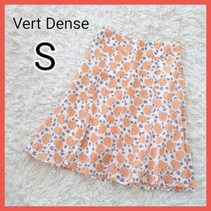 ★美品★【S】Vert Dense　ヴェールダンス　総柄　花柄　裾フレアスカート　ピンク　裏地あり