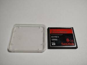 ケース付き　8GB　SanDisk　Extreme　CFカード フォーマット済み　メモリーカード コンパクトフラッシュカード