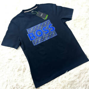 未使用級黄金HUGO BOSS半袖TシャツL~Mフロントビッグロゴ極上ゴールドパイピングライン入爽快コットン綿生地ポロシャツ大きいヒューゴボス