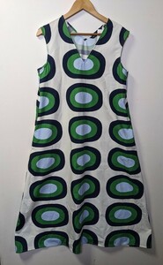 marimekko UNIQLO マリメッコ　ユニクロ　ワンピース Mサイズ Vネックフレア ワンピース ノースリーブ 54 Green バスト 80-86cm 定価4990円