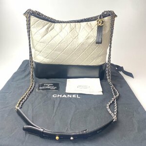 CHANEL ガブリエル ドゥ ホーボー ラージ エイジド カーフスキン 24番