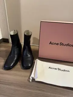 Acne Studios ヒールブーツ