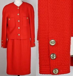 VINTAGE CHANEL TWEED JACKET SKIRT SUIT RED COCO BUTTONS size 38 シャネル ツイード ジャケット スカート スーツ d0011