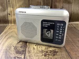 R2d aiwa アイワ ラジオ付きカセットレコーダー TR-A30 シルバー 通電OK 現状品