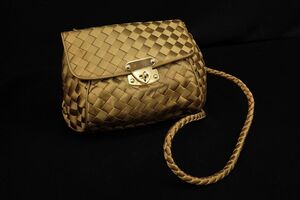 ▲BOTTEGAVENETA ボッテガヴェネタ イントレチャート ショルダーバッグ▲ゴールド金具/消費税0円