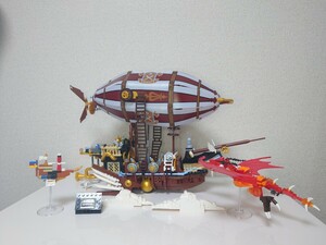 ブロック　LEGO互換　AIR SHIP エアーシップ　スチームパンク　転がり走行でプロペラ回転　ドラゴン　飛空艇