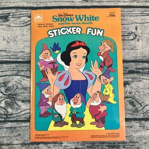 【難あり】　洋書　レトロディズニー　WDP 白雪姫　ステッカーブック　sticker fun シールブック　ワークブック 昭和レトロ　当時物