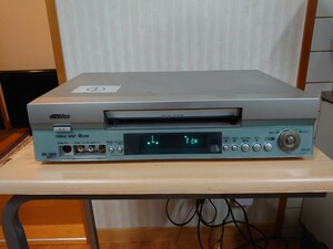 VICTOR ビデオデッキ　HR-S500　① ジャンク　S-VHS ビクター