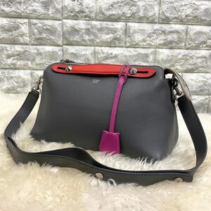 美品 FENDI　フェンディ　バイザウェイ　2way　ショルダーバッグ