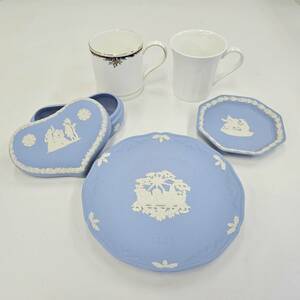 E36032(063)-641/KR3000　食器まとめ　WEDGWOOD　ウェッジウッド　プレート大1枚　小1枚　小物入れ1個　マグカップ2種×各1個　洋食器