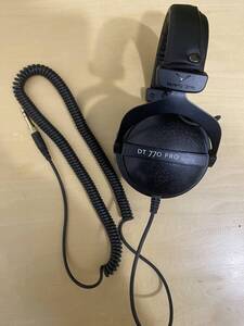 【美品】beyerdynamic ( ベイヤーダイナミック ) DT770PRO 250Ω 密閉型モニターヘッドホン