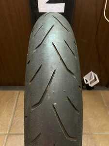 中古MCタイヤ BRIDGESTONE BATTLAX S20 110/70R17 ブリヂストン バトラックス ハイパースポーツ 10 70 17 1715 A1683