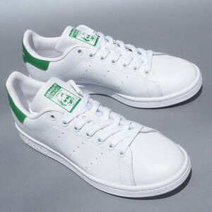 美品!! US 8 / 26cｍ 限定 19年製 adidas スタンスミス 白x緑 顔付き STANSMITH STAN SMITH