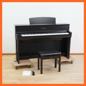 東ハ:【ヤマハ】Clavinova クラビノーバ 電子ピアノ CLP-675R 2020年 ニューダークローズウッド調 88鍵 高低自在椅付 デジタルピアノ