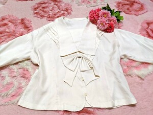 白◆リボン取り外せる◆メチャ可愛らしい◆セーラー服◆そっくり◆ブラウス