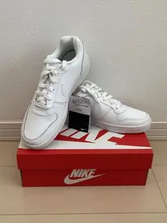 NIKEスニーカー・新品・未使用。