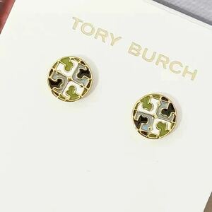 新品未使用　TB003-01 Tory Burch トリーバーチ　定番 ロゴ ピアス　緑