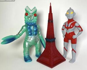 「ウルトラマン対バルタン星人」450 ツブラヤストアONLINE限定セット　マルサン製