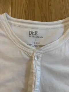 DtE in California 半袖ヘンリーネックTシャツ（Mサイズ）