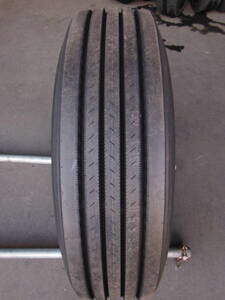 T1830 新品 1本のみ! 処分品! 275/80R22.5 151/148J ヨコハマ ZEN 102ZE 102 RIB リブ 275/80-22.5 275/80/22.5 TB