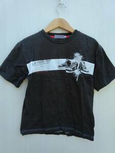 【古着屋ニャンタ】BLUE CROSS ★ブルークロス　Ｍサイズ 　薄黒色シューズ　半袖　Tシャツ ★ Q6