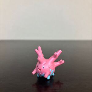 ご注意！ モンコレ 旧黄色台紙 222 サニーゴ 中古品 ポケモン フィギュア ポケットモンスター モンスターコレクション