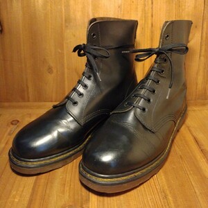 貴重 入手困難 英国製 ホワイト社 ドクターマーチン Dr.Martens 8ホールブーツ UK7 oi PUNK SKINS パンク スキンズ ロックンロール CRUST