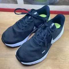 NIKE REVOLUTION 5 BLACK 美品