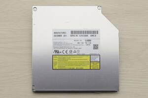 Panasonic　内蔵型　DVDスーパーマルチドライブ　UJ8B0　12.7mm厚　SATA　動作品　1L9YA126606