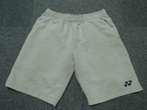 ◇ ヨネックス ハーフパンツ Mサイズ 穴あり YONEX 部活USED ◇