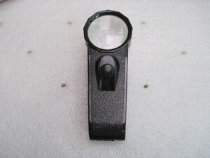 【ルーペ】『BIFOCAL ILLUMINATING MAGNIFIER』／MADE IN HONGKONG／長さ:約13㎝ レンズ直径:約4㎝