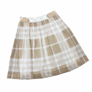 m538-7 BURBERRY LONDON バーバリー ロンドン チェック 柄 タック フレアスカート スカート ボトムス ベージュ レディース 40 日本製