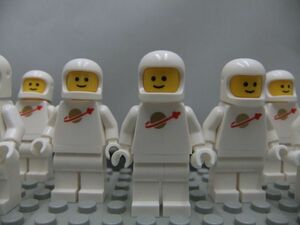 E12　レゴ　ミニフィグ　宇宙飛行士・ホワイト　10個セット　新品未使用　LEGO社純正品