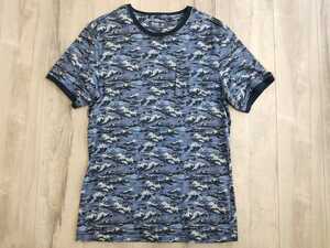 size L 新品 BARBOUR x WHITE MOUNTAINEERING バブアー ホワイトマウンテニアリング 総柄 Tシャツ 紺 ネイビー 迷彩 カモフラ