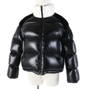 美品◎MONCLER モンクレール 20-21AW CHOUELLE バックロゴ ショートダウンジャケット ブラック ホワイト 0 正規品 レディース