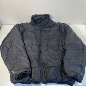 Patagonia パタゴニア 中綿 ナイロン ジャケット ブラック 黒 MADE IN USA サイズL 古着 ビンテージ