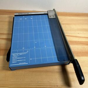 【KOKUYO ペーパーカッター】DN-3 裁断機 A4 コクヨ PAPER CUTTER ★美品 ★サビ無し ディスクカッター 事務用品