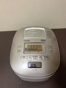 TOSHIBA RC- 10VQG 炊飯器 東芝真空圧力IHジャー炊飯器 5合炊き 2014 年製