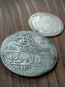 外国コイン　中東　アラビア　インド？　大型　アンティーク　銀貨　　