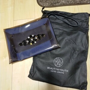 BEAUTY&YOUTH UNITED ARROWS　クリアクラッチバッグ　鞄　ビジュー付　ビューティアンドユース　ユナイテッドアローズ　ネイビー　ホワイト